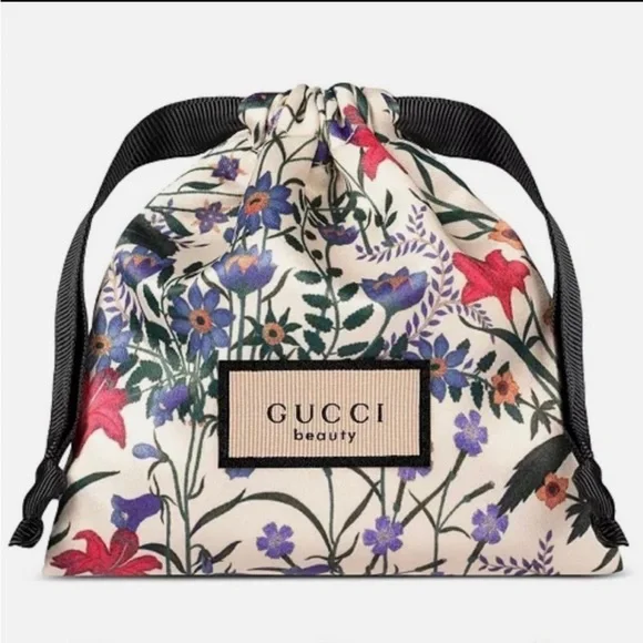 Gucci Floral Cream Drawstring Pouch with Pink, Green, Purple Scrunchies - Picture 2 of 2